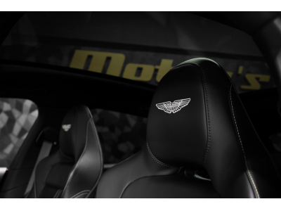 Aston Martin DBX 707 - ONYX BLACK