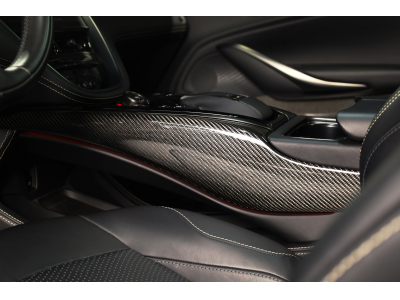 Aston Martin DBX 707 - ONYX BLACK
