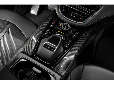Aston Martin DBX 707 - ONYX BLACK