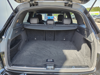 Mercedes-Benz GLC 220 GLC 220d 4MATIC PACK AMG CARPLAY SUSPENSION PNEU CAMERA 360