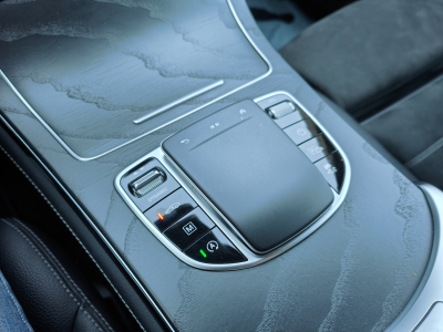 Mercedes-Benz GLC 220 GLC 220d 4MATIC PACK AMG CARPLAY SUSPENSION PNEU CAMERA 360