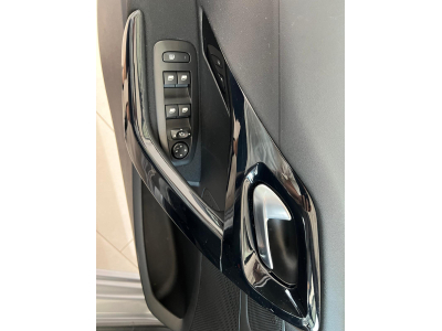 Peugeot 208 Signature 110, NAVI, PDC , BLUETOOTH, LED, KM 30000