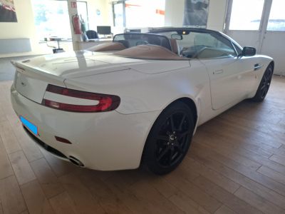 Aston Martin Vantage 8Roadster 4.3 V8 Full History