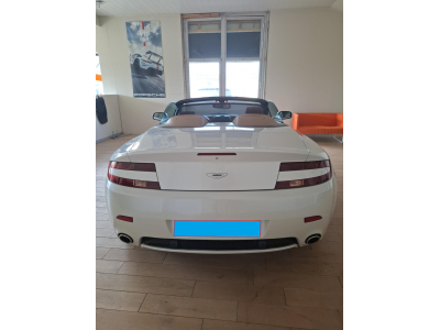 Aston Martin Vantage 8Roadster 4.3 V8 Full History