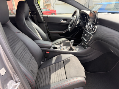 Mercedes-Benz A 200 AMG line