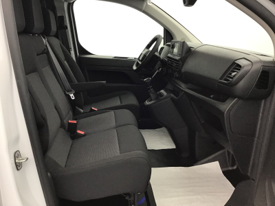 Opel Vivaro XL 145 3 Sitzer/ Moduwork