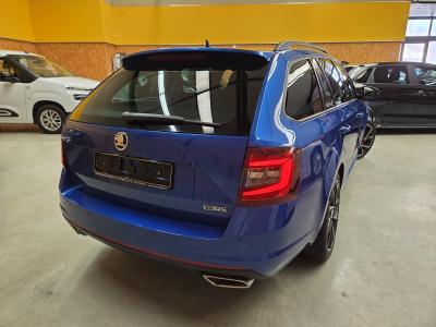 Skoda Octavia RS DSG 245CV