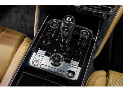 Bentley Flying Spur V8