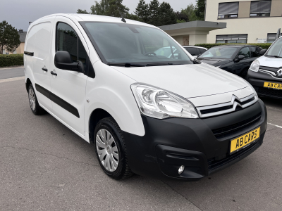 Citroën Berlingo 1.6 Blue Hdi 100cv 3 places Clim Tempomat PDC