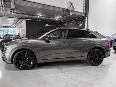Audi SQ8 4.0 TDI Quattro/Matrix PANO/B&O/23/360°/HUD/AHK/ADAPTATIVE CRUISE