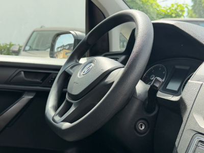 Volkswagen Caddy Alltrack Caddy PKW Conceptline BMT/4xTürer/5xSitze/Klima/
