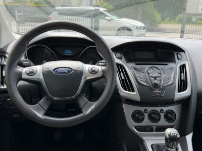 Ford Focus Lim. Trend 1.6/5xTürer/1.HAND/