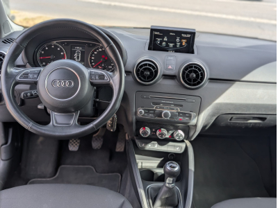 Audi A1 SB 1.0 TFSI S-LINE