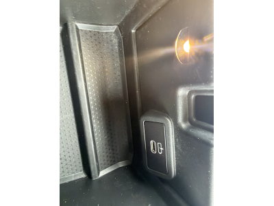BMW 318 i BREAK AUTO 2.0 156CV BA8