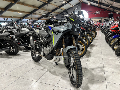 CF Moto 450 MT crash bars + akrapovic.
