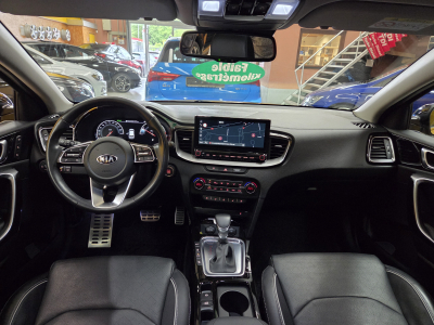 Kia XCeed CRDI 136CV AUTO.