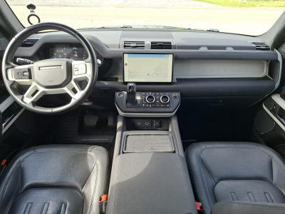 Land-Rover Defender 110 3.0 D MHEV D300 X-Dynamic SE