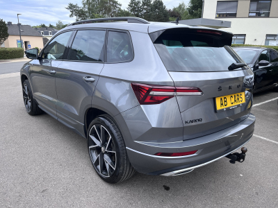 Skoda Karoq 2.0 Tsi Sportline DSG 4x4 Pano AHK Keyless ACCIDENTE