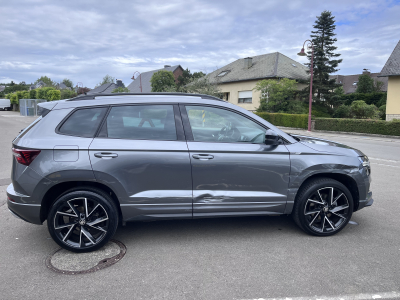 Skoda Karoq 2.0 Tsi Sportline DSG 4x4 Pano AHK Keyless ACCIDENTE