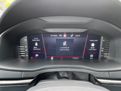 Skoda Karoq 2.0 Tsi Sportline DSG 4x4 Pano AHK Keyless ACCIDENTE