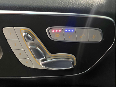 Mercedes-Benz V 250 D AMG LINE 6 SITZE BURMESTER PANO CUIR NAVI