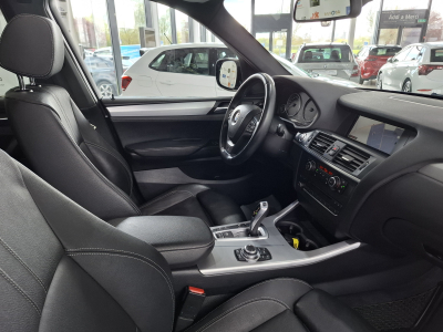 BMW X3 XDRIVE 28i Pack M, CUIR, NAVI, PANORAMA, 4*4, BLUETOOTH, ALU 19'', GARANTIE, CARNET D'ENTRETIEN