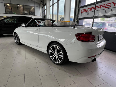 BMW 220 iA  184 CABRIO ,SPORT PAKET, 1 HAND, VOLANT M, CARPLAY, NAVI, LED,CAMERA, GARANTIE
