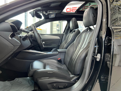 Peugeot 308 GT Pack ,1.6 Plug-Hybrid 225 e-EAT8, CAMERA 360°,CUIR, NAVI,FOCAL,PANORAMIQUE,