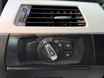 BMW 318 318i Coupe / SCHECKHEFT/