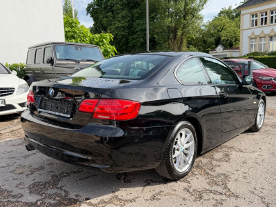 BMW 318 318i Coupe / SCHECKHEFT/
