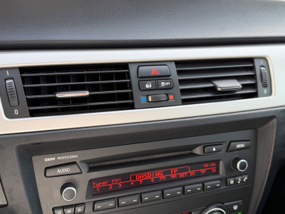 BMW 318 318i Coupe / SCHECKHEFT/