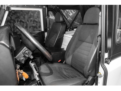 Land-Rover Defender CABRIOLET