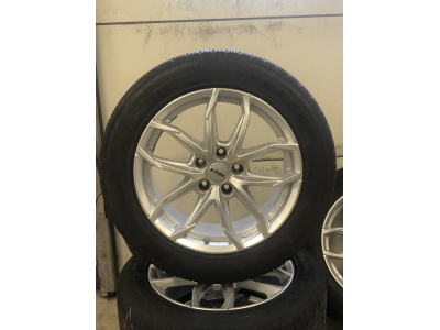 Jantes alu + Pneus hiver 17