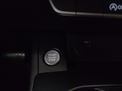 Audi A4 AVANT 30TDI ATTRACTION S-TRONIC