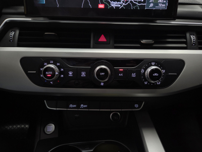 Audi A4 AVANT 30TDI ATTRACTION S-TRONIC