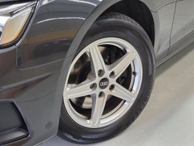 Audi A4 AVANT 30TDI ATTRACTION S-TRONIC