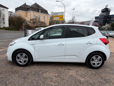 Kia Venga Dream Team/KAMERA/