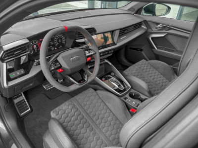 Audi RS3 2.5 TFSI SPORTBACK QUATTRO/ GARANTIE 5/Pano/19/360°/SONOS/SCHALE S