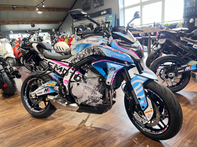 CF Moto 675 NK Réplica