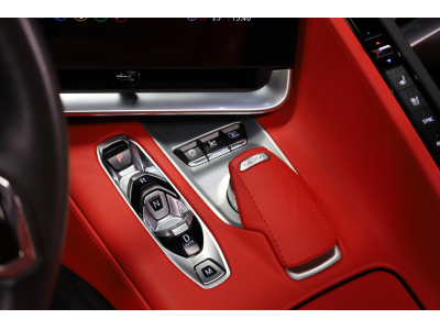 Chevrolet Corvette C8 STINGRAY TARGA 6.2 V8 2LT - PACK PERF Z51 - AKRAPOVIC