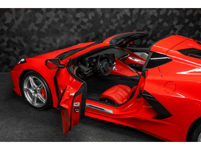 Chevrolet Corvette C8 STINGRAY TARGA 6.2 V8 2LT - PACK PERF Z51 - AKRAPOVIC