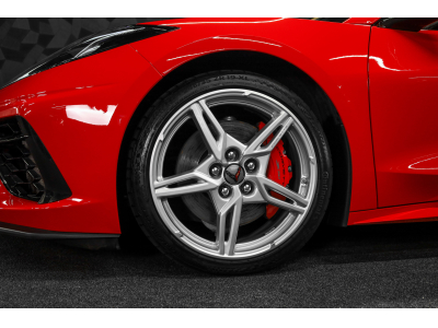 Chevrolet Corvette C8 STINGRAY TARGA 6.2 V8 2LT - PACK PERF Z51 - AKRAPOVIC