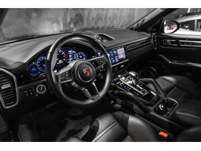 Porsche Cayenne COUPÉ E-Hybrid