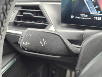 BMW 318 318iA PACK M CARPLAY GPS CAMERA SIEGES CHAUFFANTS