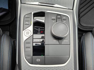 BMW 318 318iA PACK M CARPLAY GPS CAMERA SIEGES CHAUFFANTS