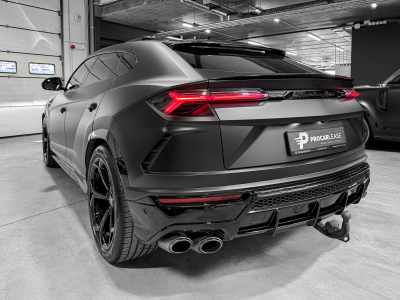 Lamborghini Urus 4.0 V8 Auto./PANO/22/360°/HUD/CARBON/VOLL
