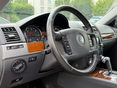 Volkswagen Touareg V6 TDI 176KW/SD/AHK/LEDER