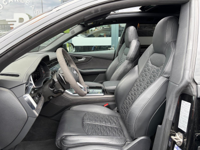 Audi RSQ8 4.0 TFSI/PANO/23//HUD/Matrix/DYNAMIC/NIGHT V/*VOLL**