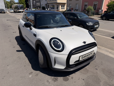 MINI Cooper 1.5 Steptronic 136