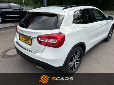 Mercedes-Benz GLA 200 Cdi Night Pack 7G-DCT